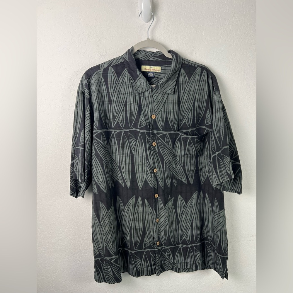 Tommy Bahama Silk Short Sleeve Button Down